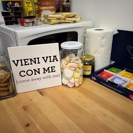 아파트 올 스위트 콜로세오 로마